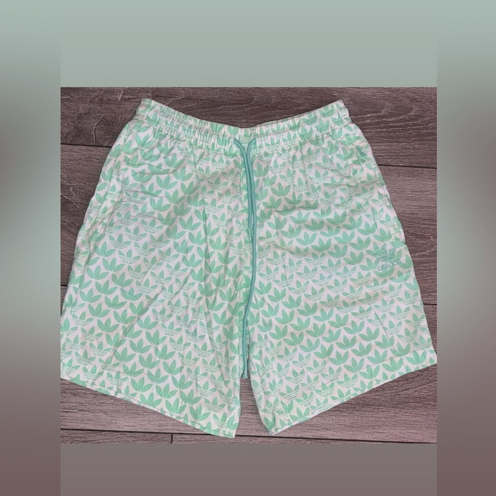 Adidas Men’s XS Allover Monogrammed Shorts Logo Drawstring Green EUC